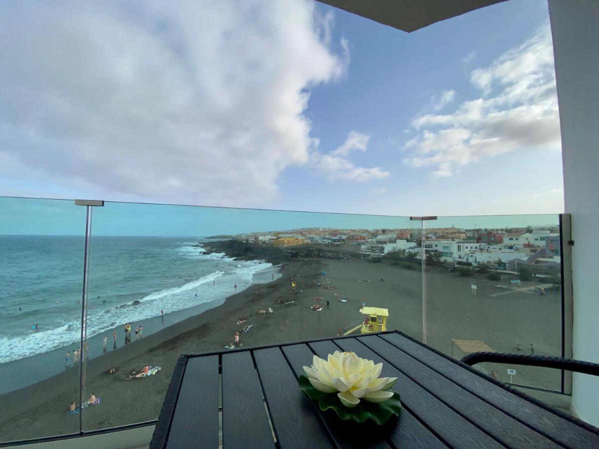 Hermoso Edificio Frente Al Mar Con Gran Terraza Y Hermosas Vistas Las Palmas de Gran Canaria Exterior photo