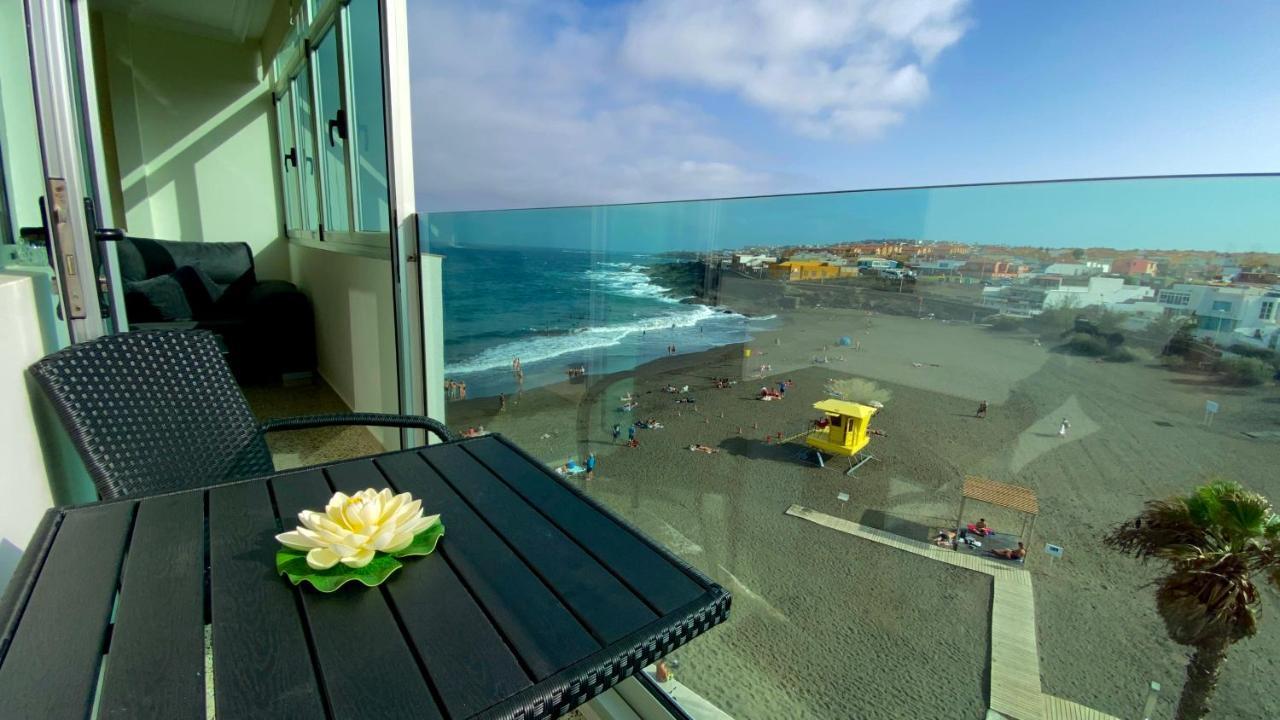 Hermoso Edificio Frente Al Mar Con Gran Terraza Y Hermosas Vistas Las Palmas de Gran Canaria Exterior photo