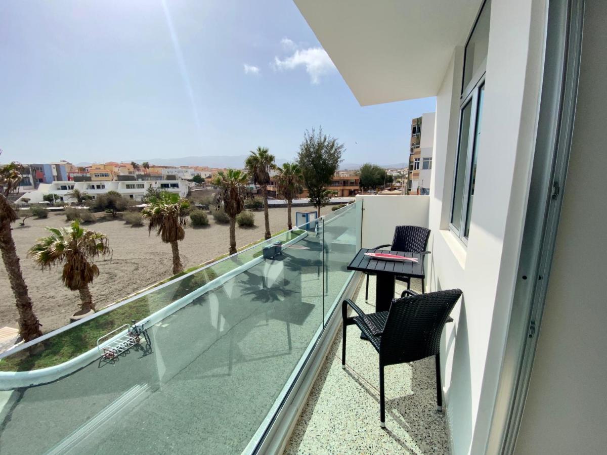 Hermoso Edificio Frente Al Mar Con Gran Terraza Y Hermosas Vistas Las Palmas de Gran Canaria Exterior photo